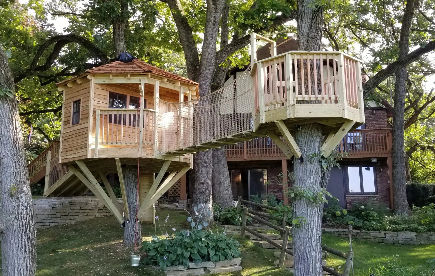 Tree Top Builders2 - Illinois Treehouse