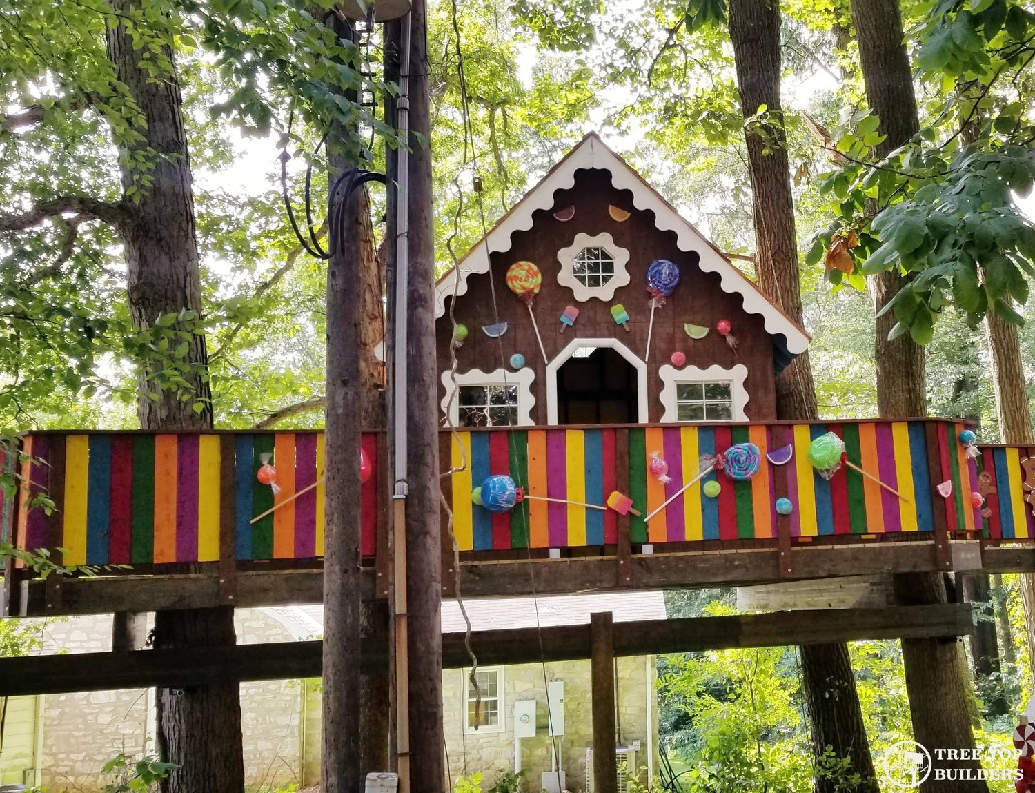 Gingerbread House Treehouse